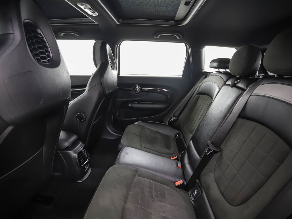 Used 2022 MINI Cooper Clubman John Cooper Works image 22