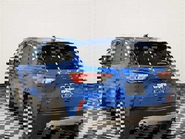 Used 2020 Ford Escape SE image 10