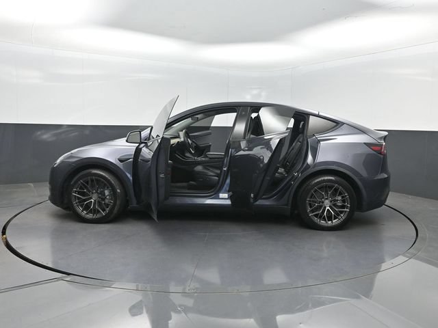 Used 2021 Tesla Model Y Long Range AWD/4WD image 28