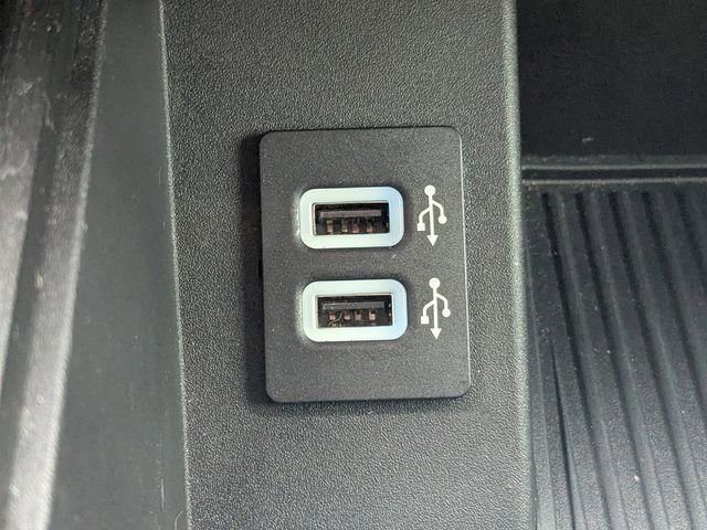 Used 2017 Ford F250 Lariat w/ Chrome Package image 22