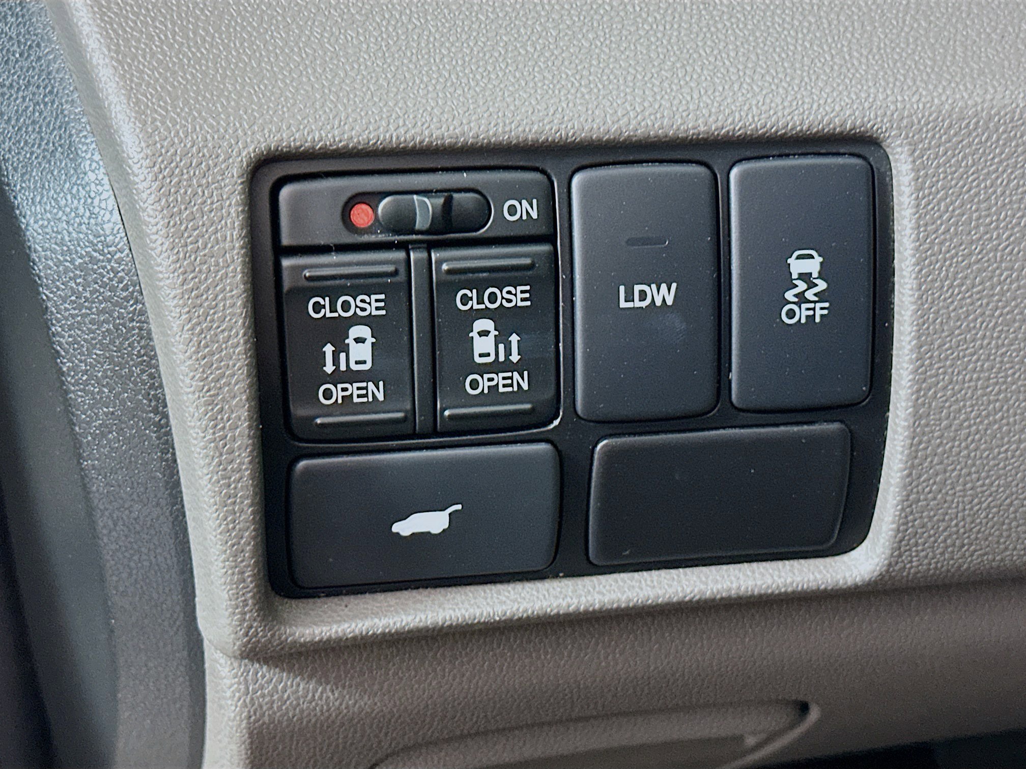 Used 2016 Honda Odyssey EX-L image 16