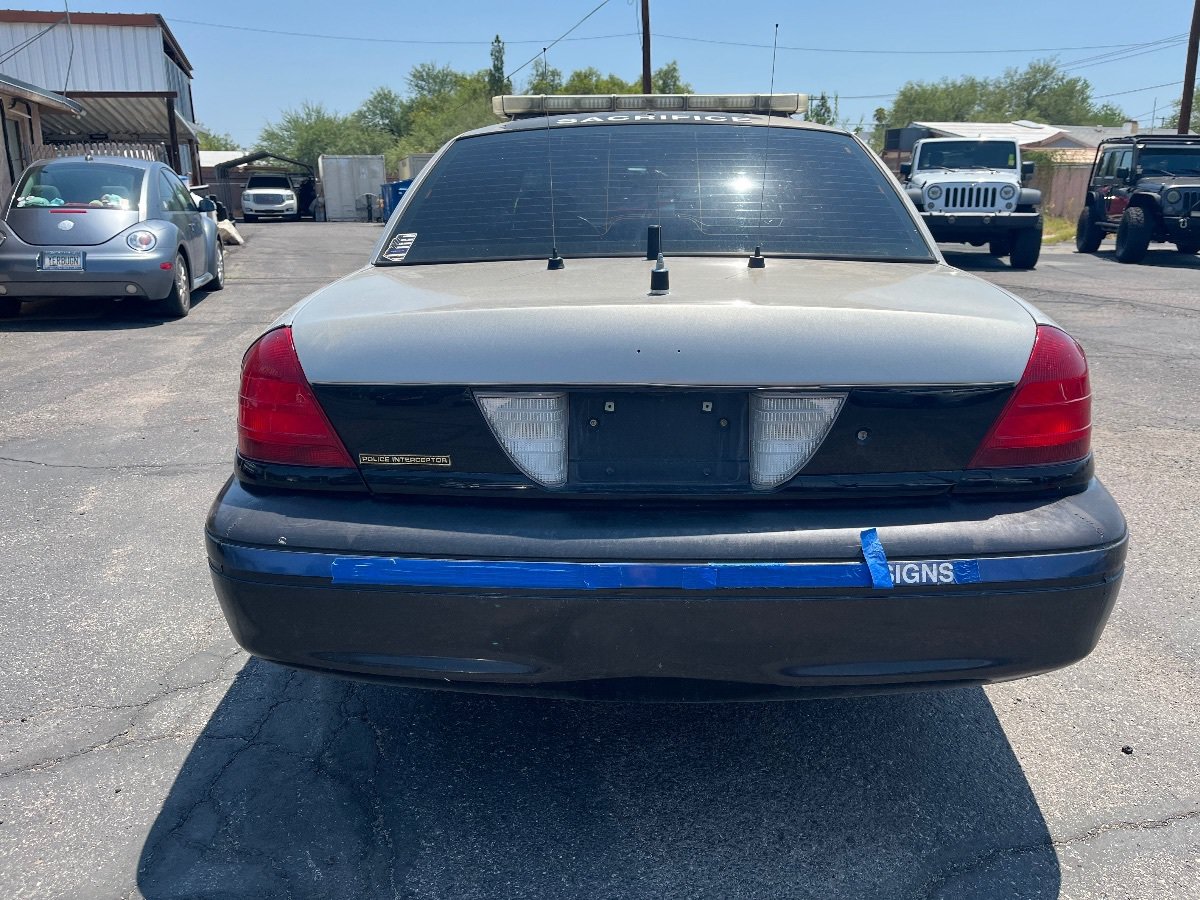 Used 2008 Ford Crown Victoria Police Interceptor RWD image 4