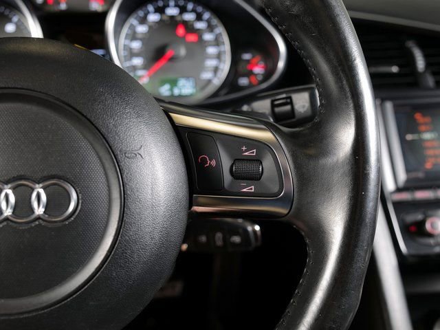 Used 2011 Audi R8 V8 image 21