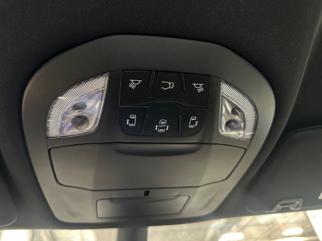 New 2027 Chrysler Pacifica LX FWD image 31