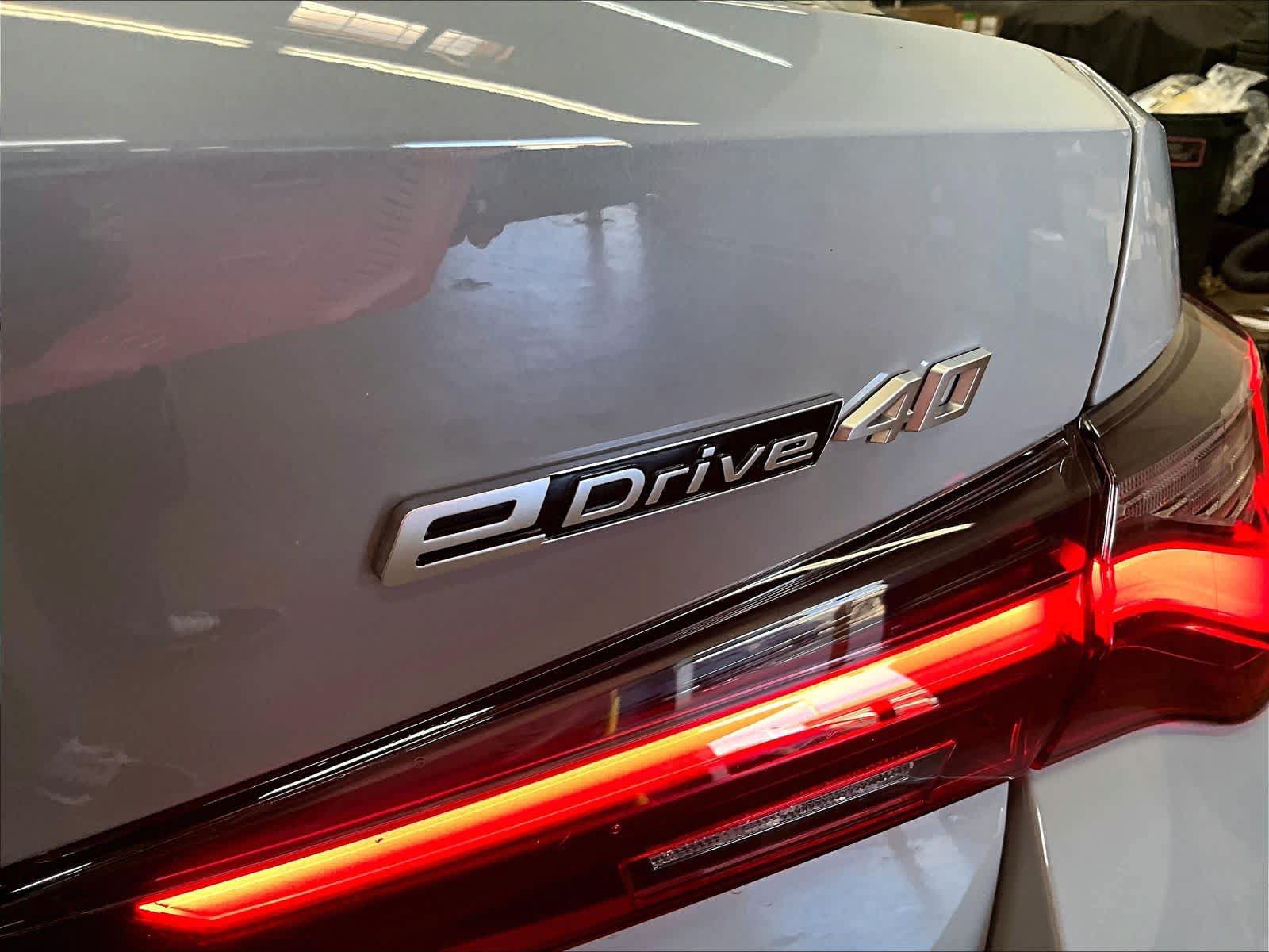 Used 2025 BMW i4 eDrive40 w/ M Sport Package RWD image 11