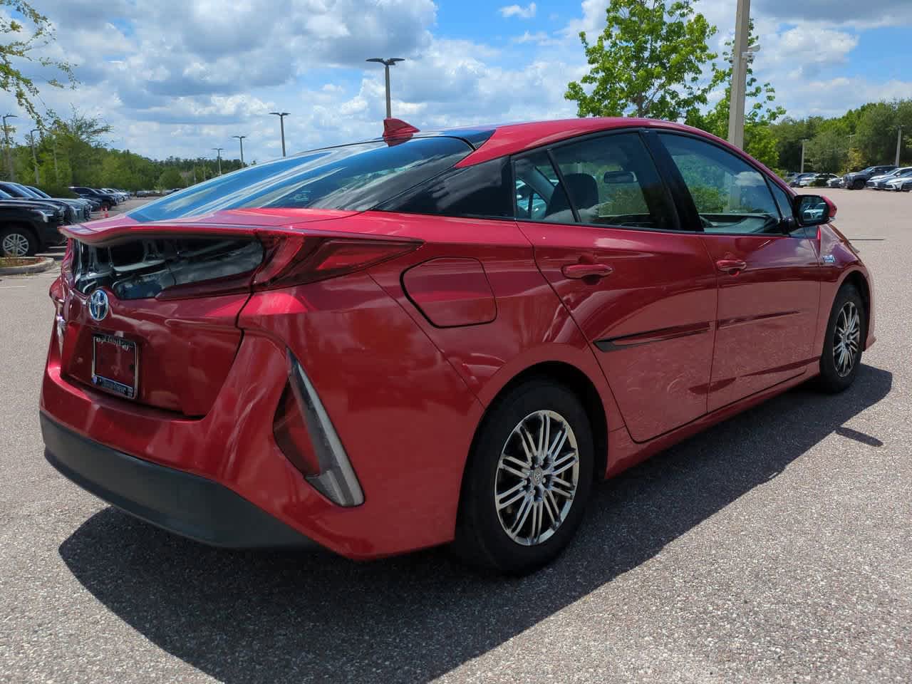 Used 2018 Toyota Prius Prime Premium FWD image 6