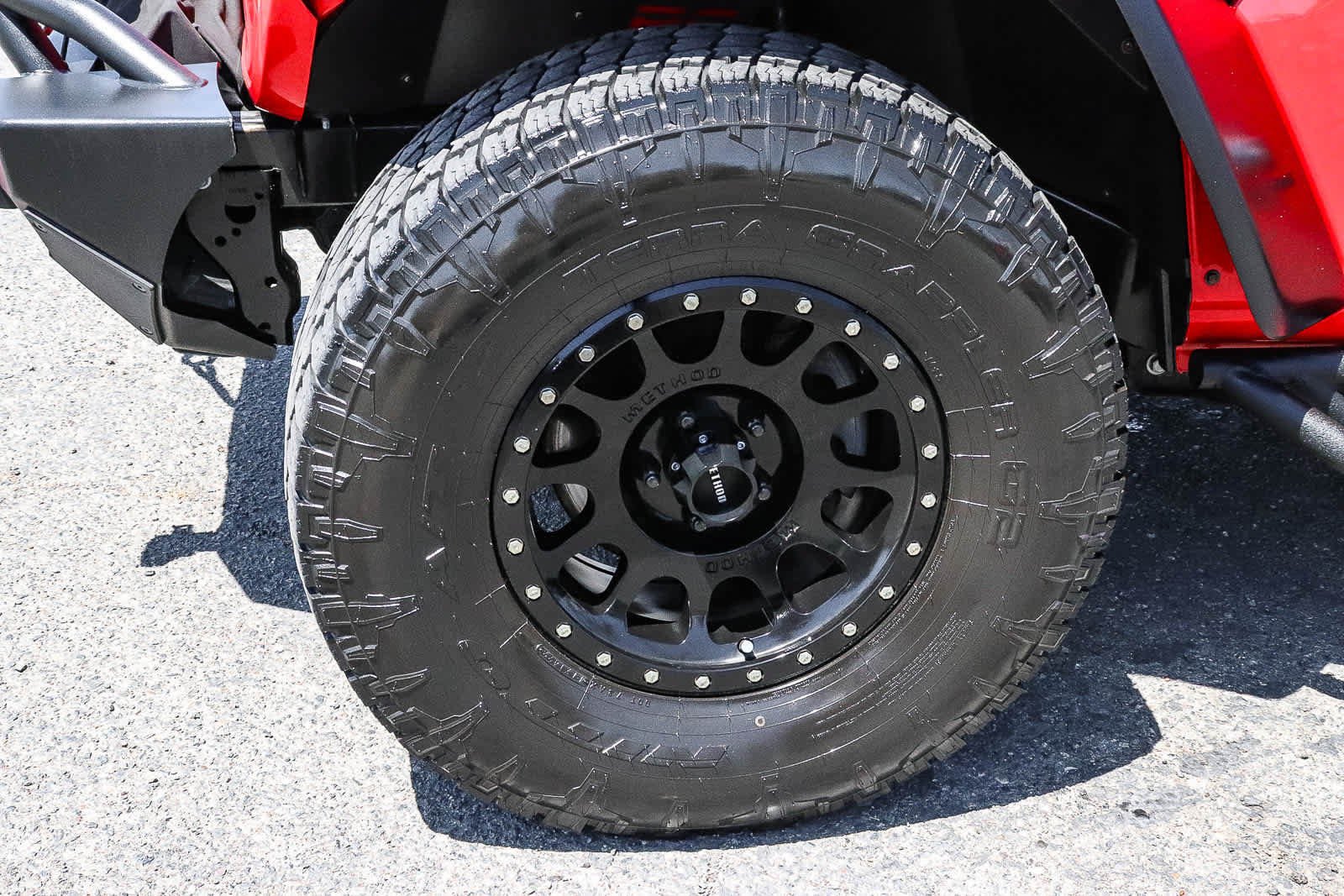 Used 2018 Jeep Wrangler Sport AWD/4WD image 14