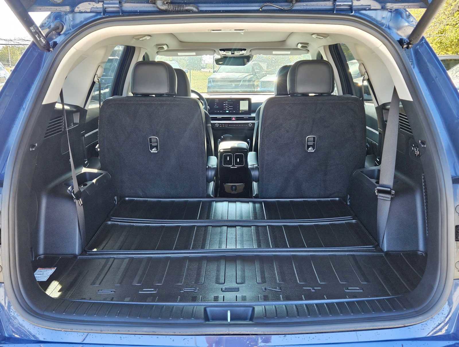 Used 2024 Kia Sorento SX image 35
