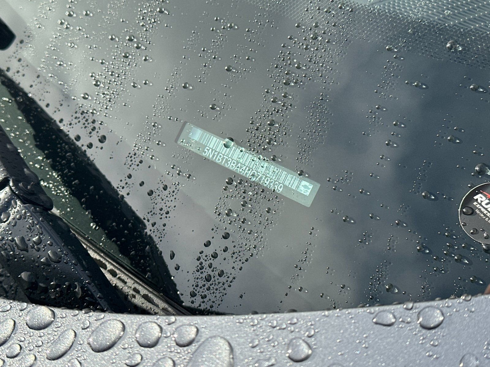 Used 2022 Nissan Rogue SV image 29