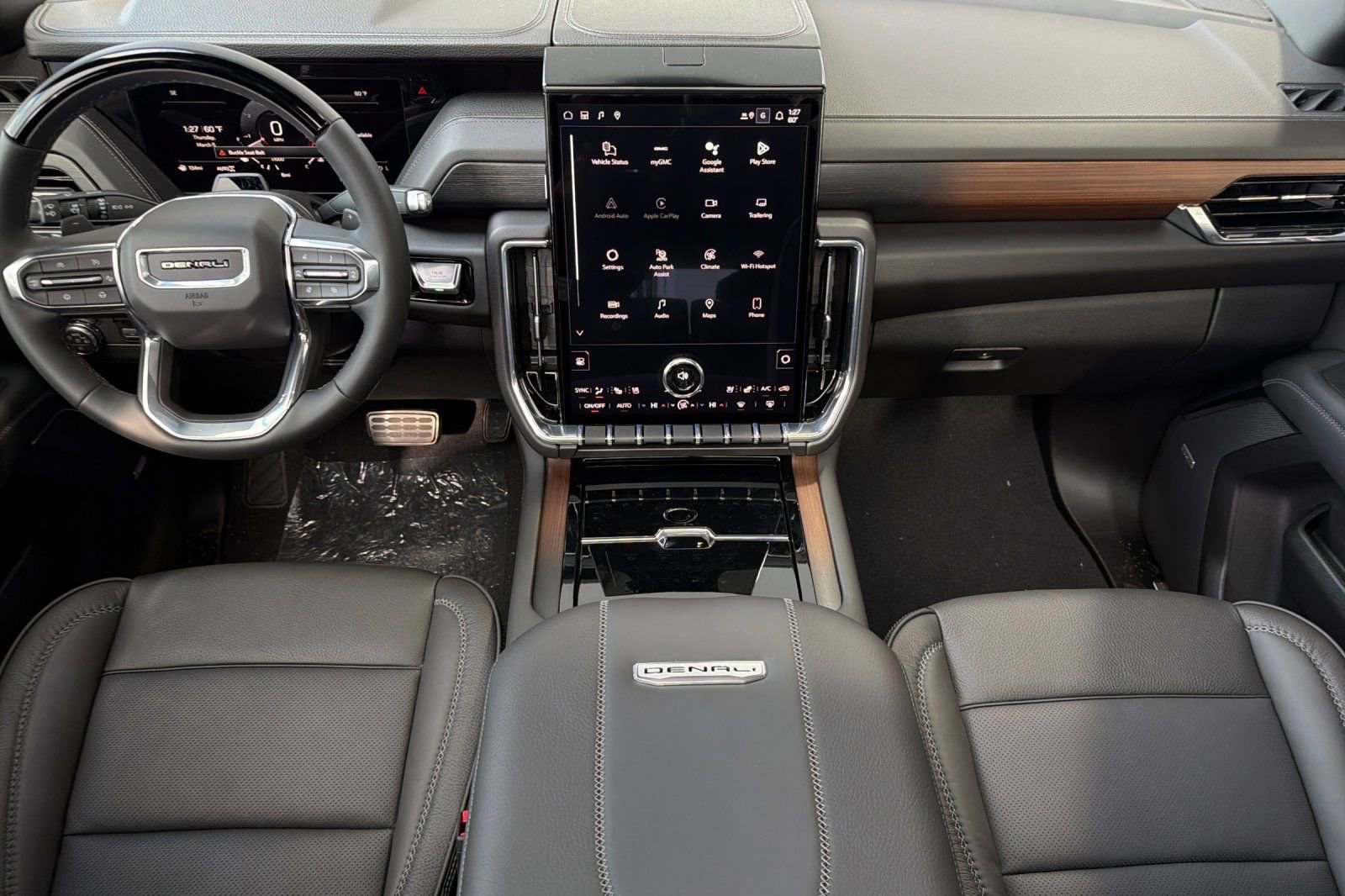 New 2026 GMC Yukon XL Denali w/ Denali Reserve Package image 14