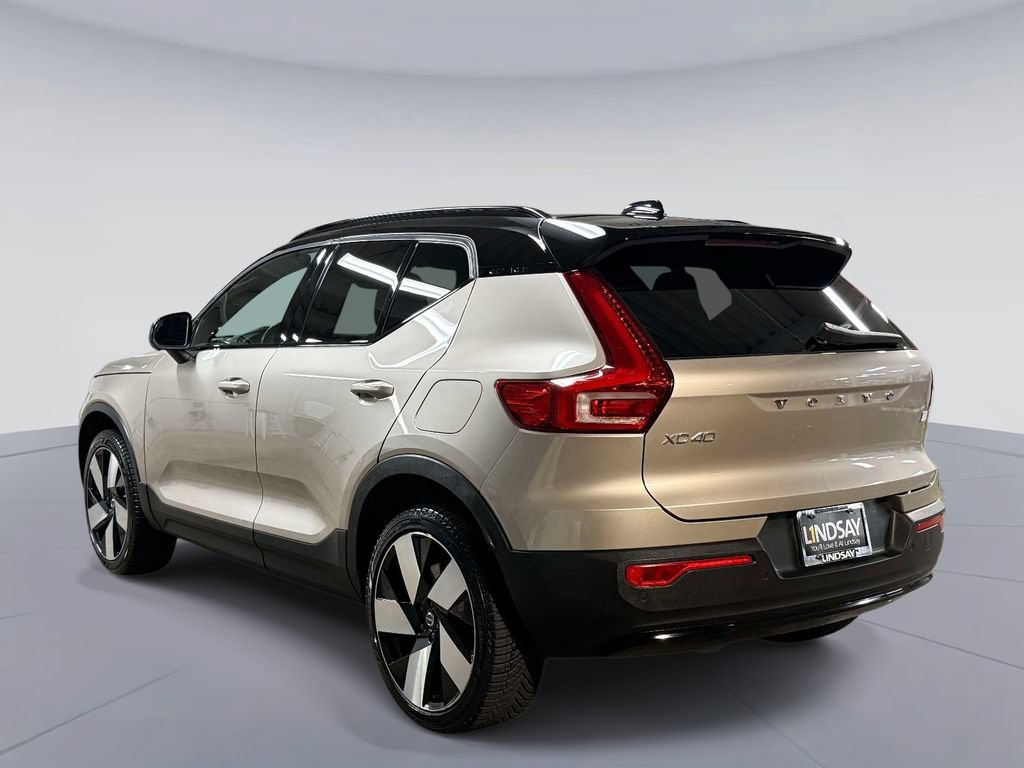 Used 2023 Volvo XC40 Recharge Ultimate w/ Protection Package Premier AWD/4WD image 12