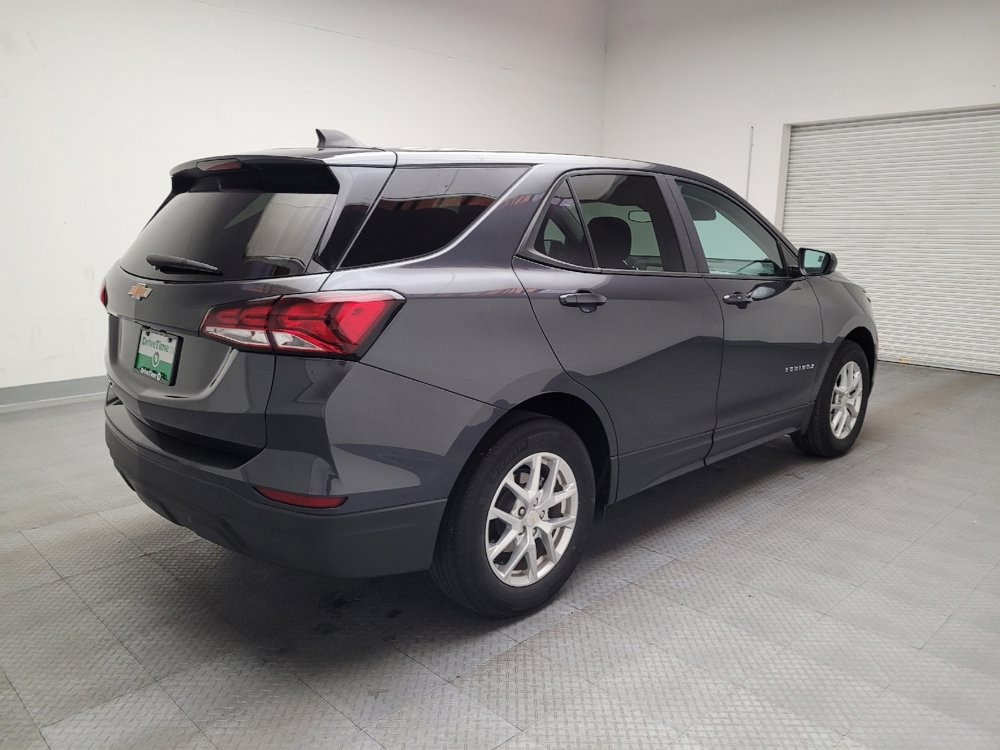 Used 2022 Chevrolet Equinox LS w/ LS Convenience Package image 9
