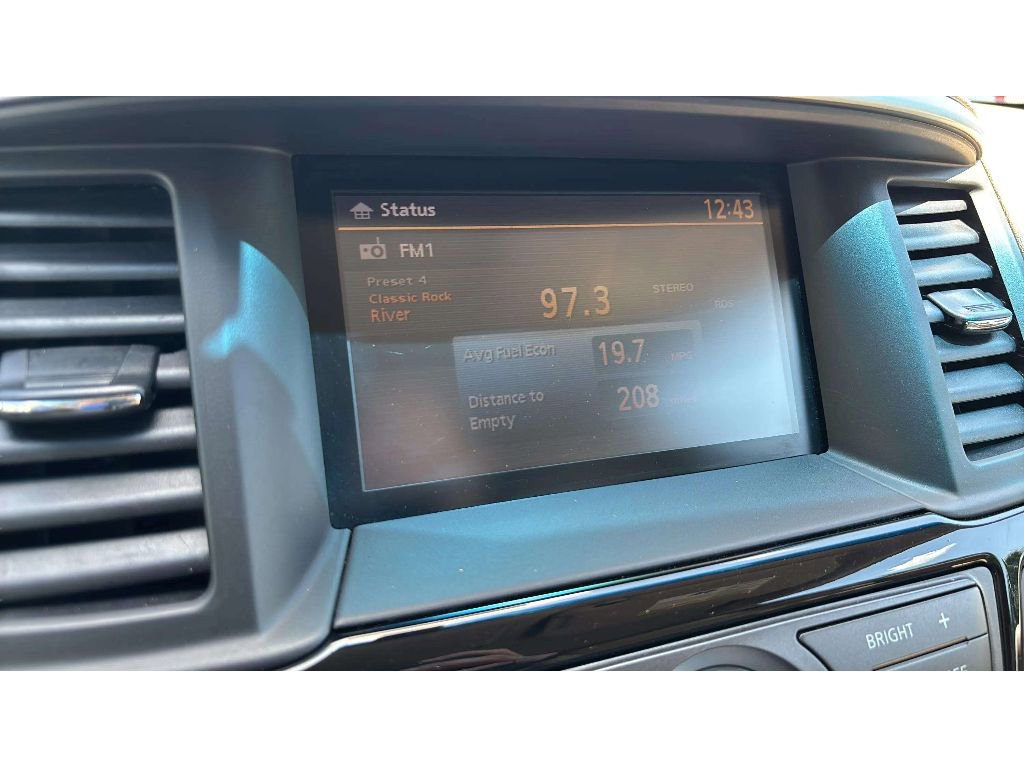 Used 2013 Nissan Pathfinder SV AWD/4WD image 19