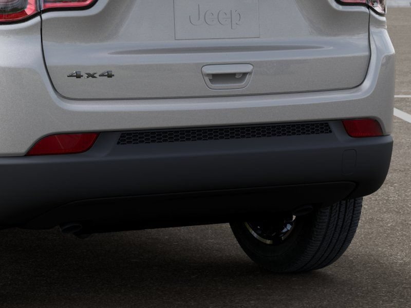 New 2026 Jeep Compass Latitude AWD/4WD image 13