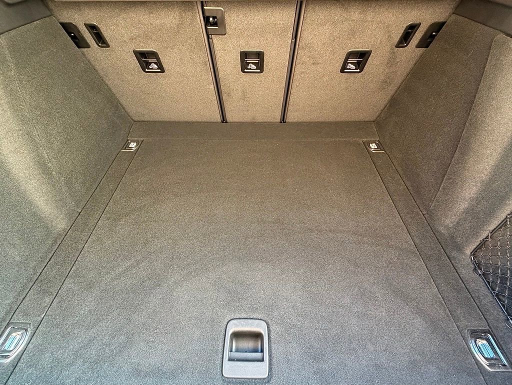 Certified 2024 Porsche Macan image 24