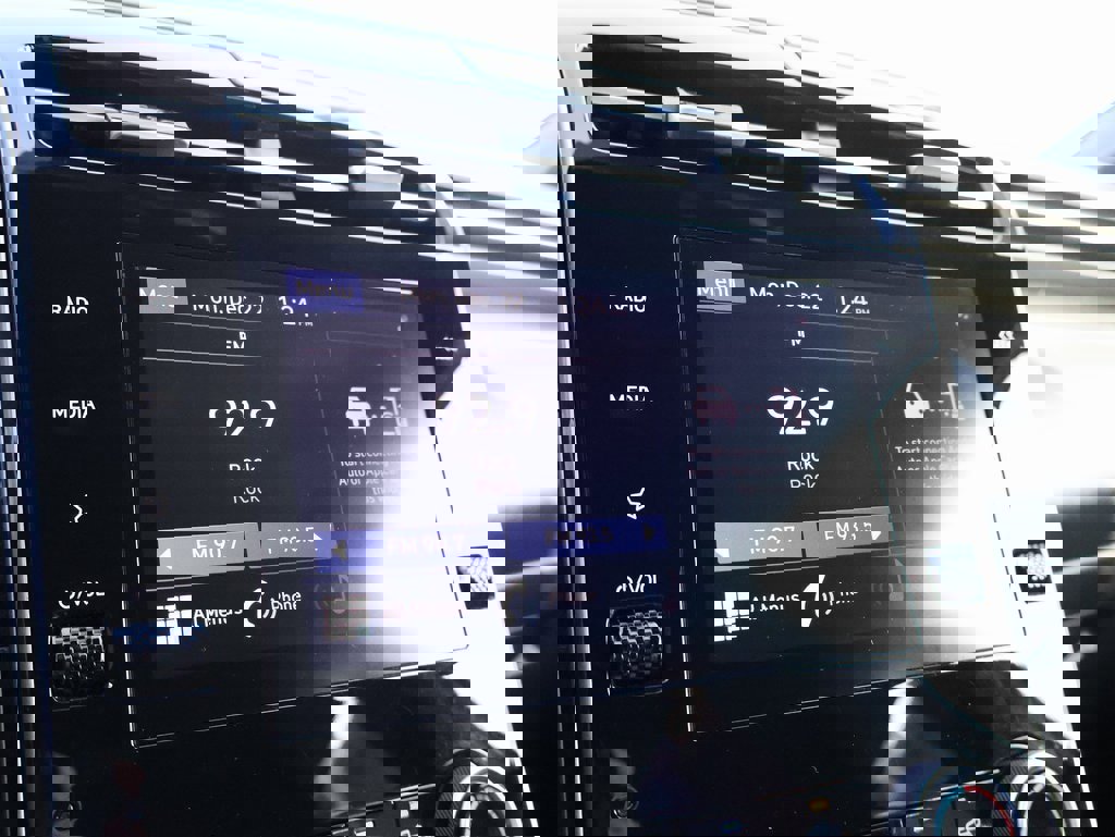 Used 2023 Hyundai Santa Cruz SEL image 33