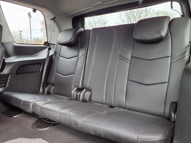 Used 2020 Cadillac Escalade Luxury image 8