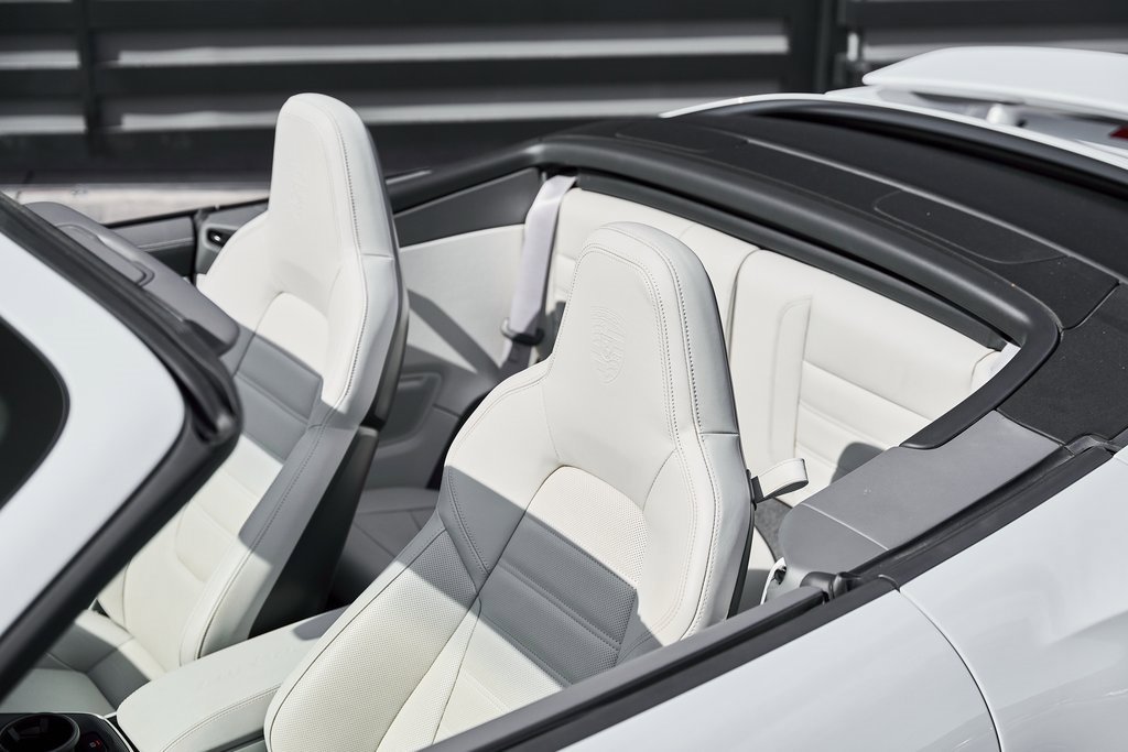 Used 2025 Porsche 911 Turbo S image 16