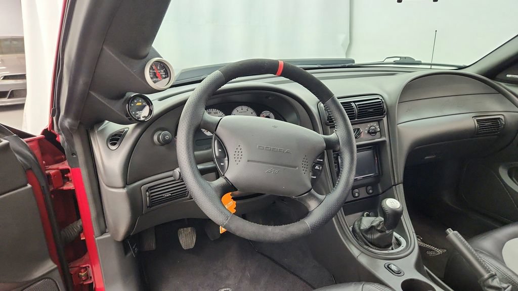Used 2001 Ford Mustang Cobra RWD image 25