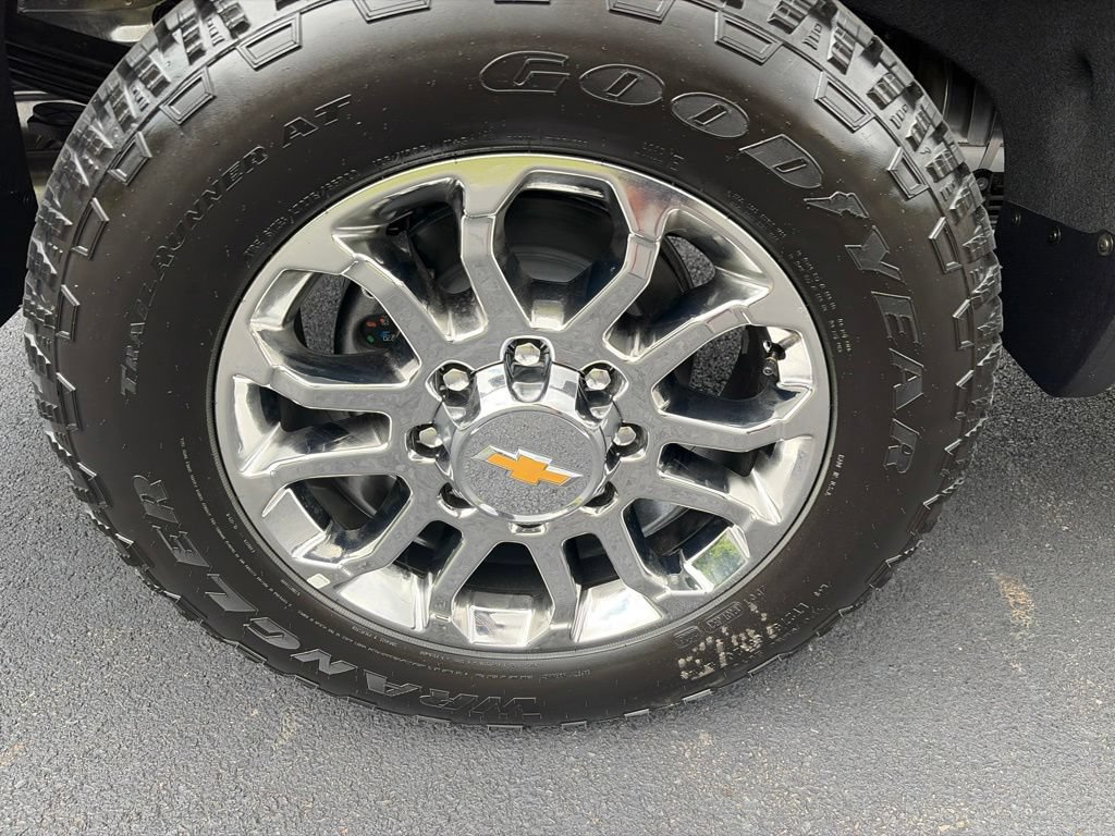 New 2026 Chevrolet Silverado 2500 LTZ w/ LTZ Plus Package AWD/4WD image 11