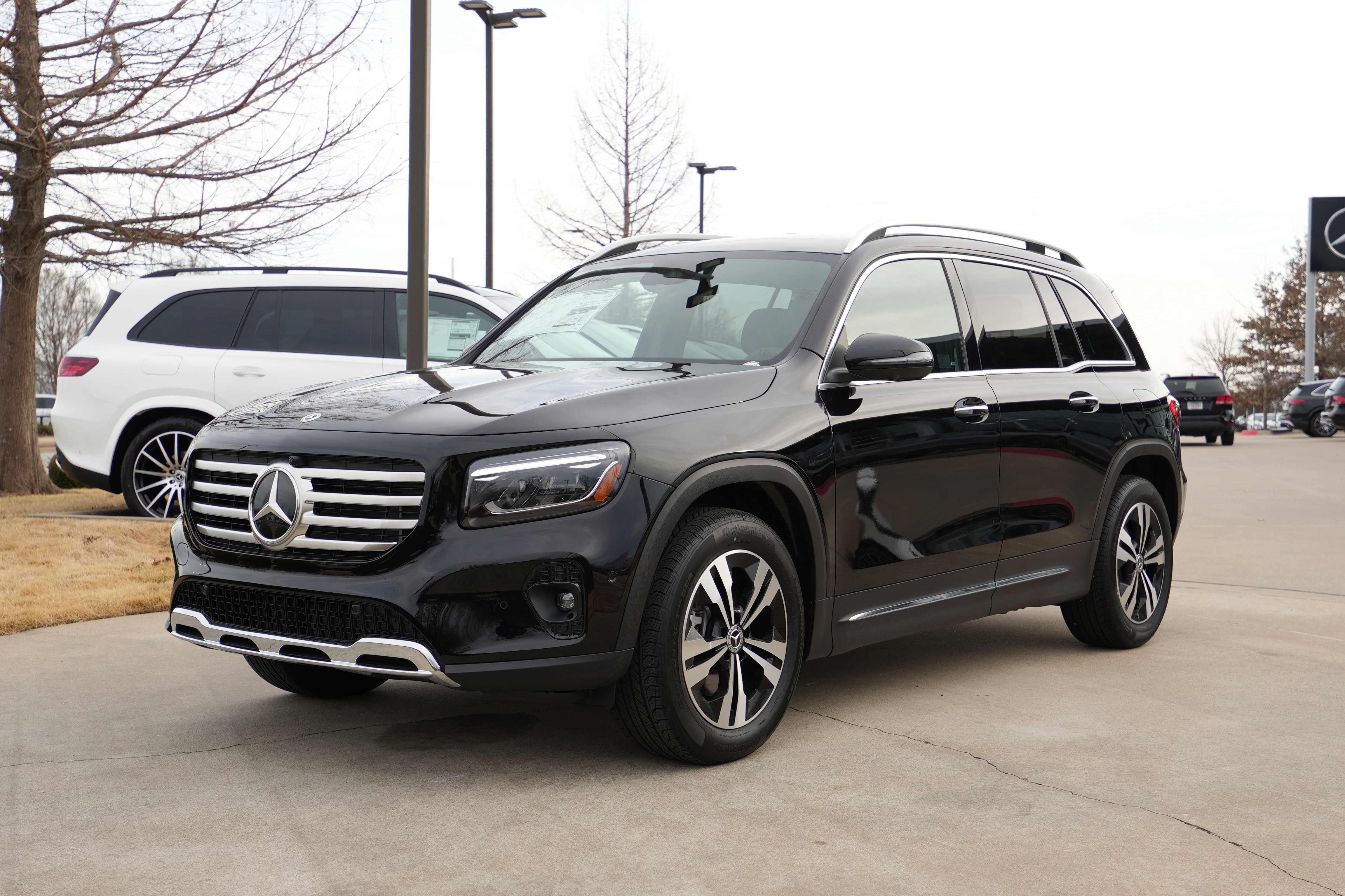 New 2026 Mercedes-Benz GLB 250 4MATIC image 3