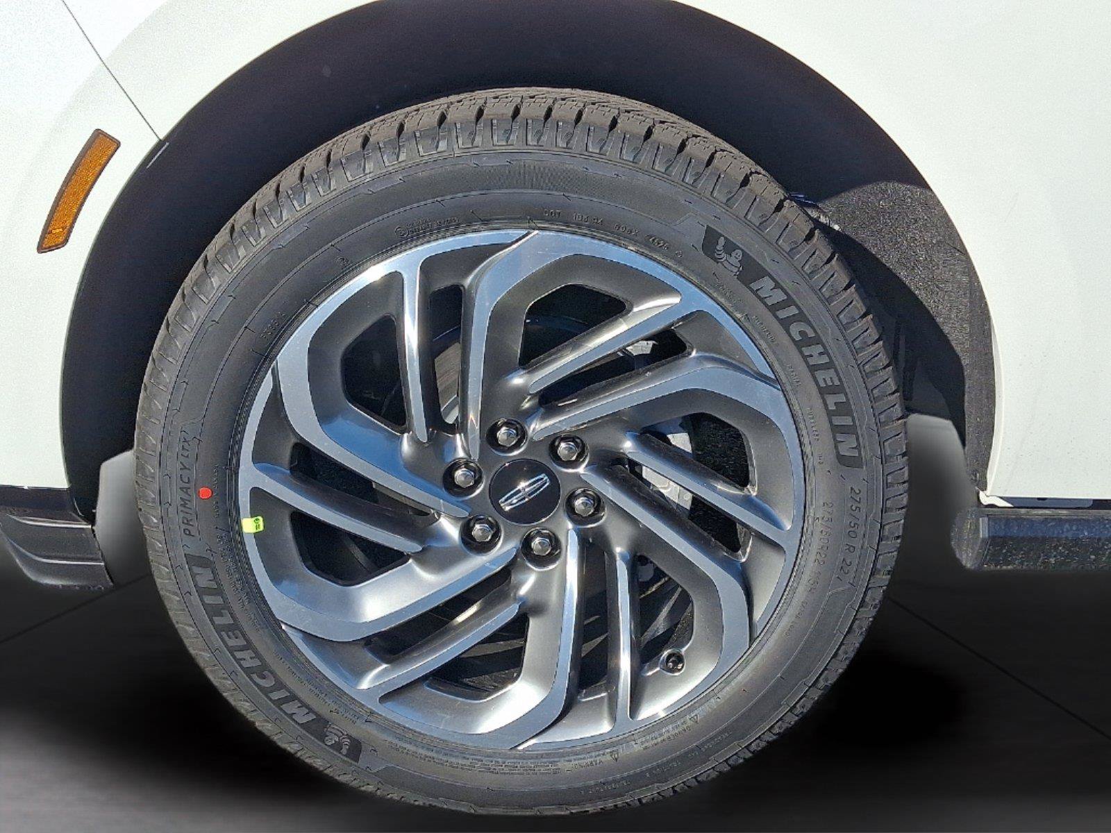 New 2026 Lincoln Navigator L Reserve AWD/4WD image 18