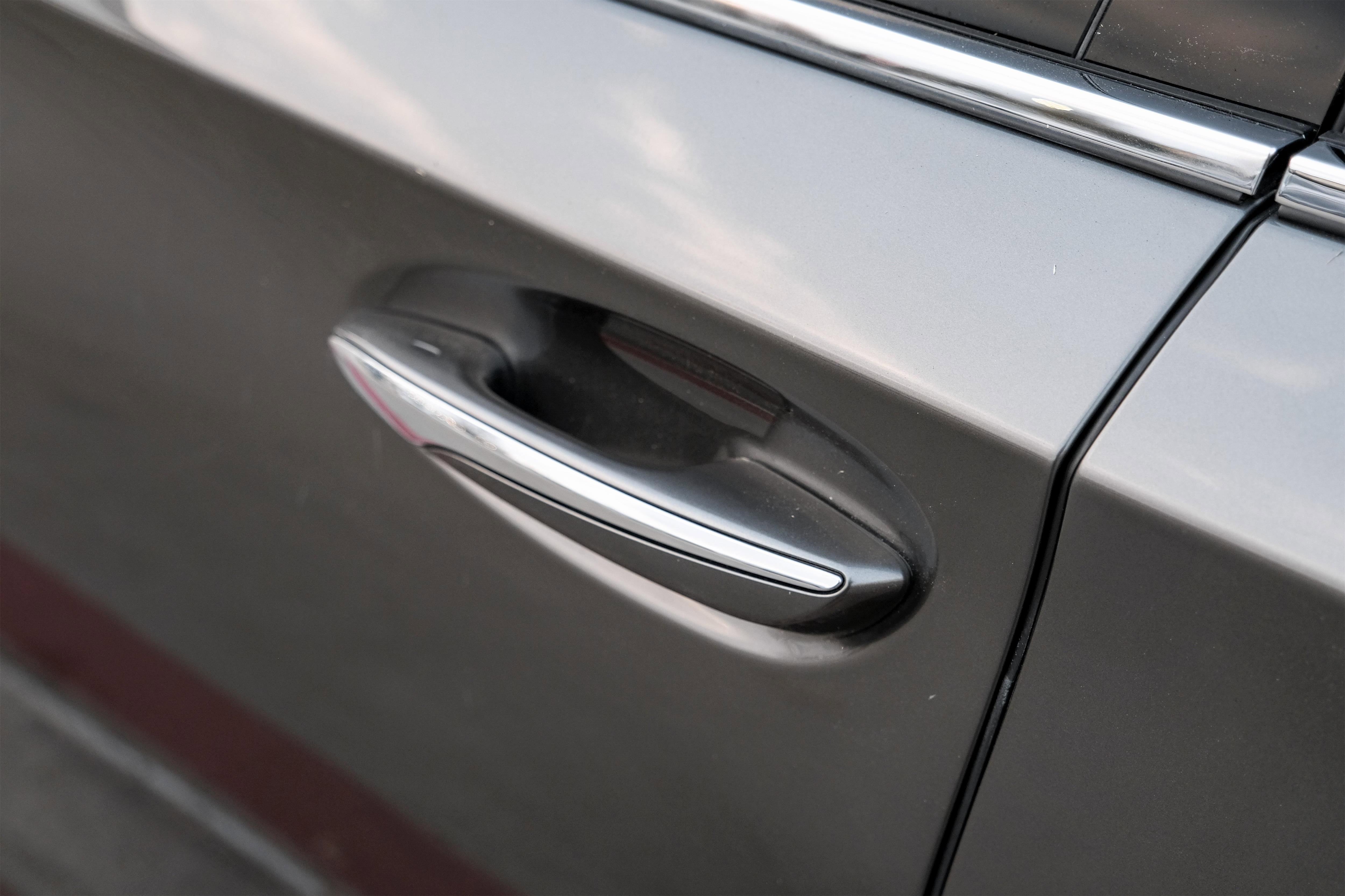 Used 2021 Lexus LS 500 w/ Accessory Package (Z1) image 45