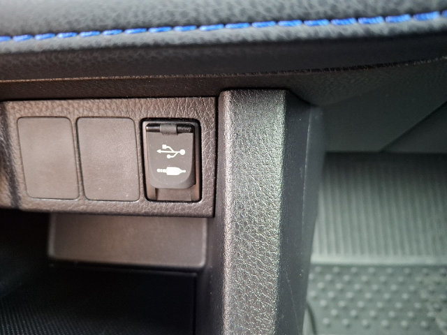 Used 2019 Toyota Corolla SE FWD image 32