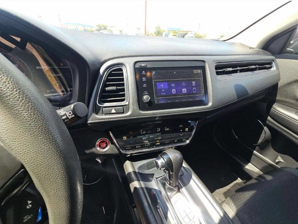 Used 2022 Honda HR-V EX image 6