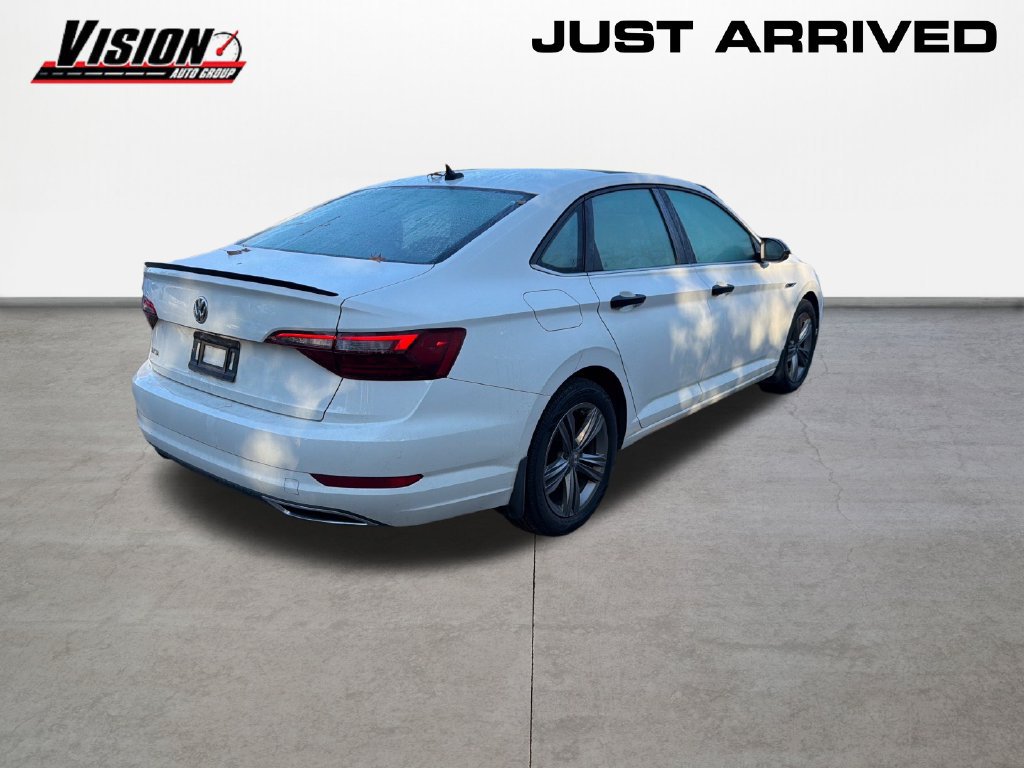 Used 2020 Volkswagen Jetta R-Line w/ R-Line Cold Weather Package FWD image 5