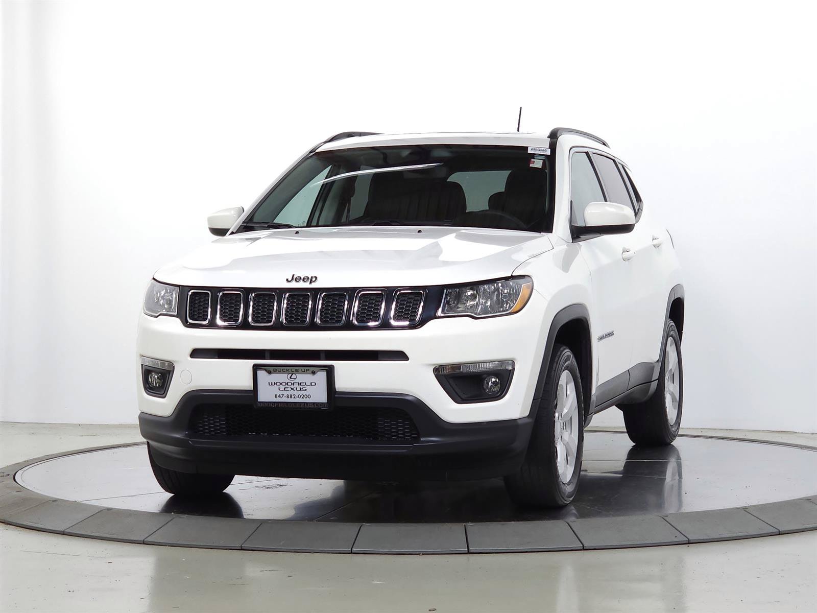 Used 2021 Jeep Compass Latitude w/ Sun and Sound Group AWD/4WD image 4
