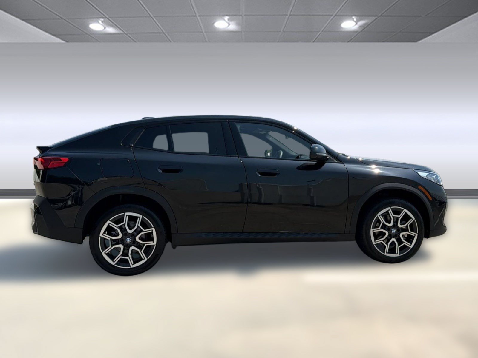 Used 2026 BMW X2 xDrive28i AWD/4WD image 7