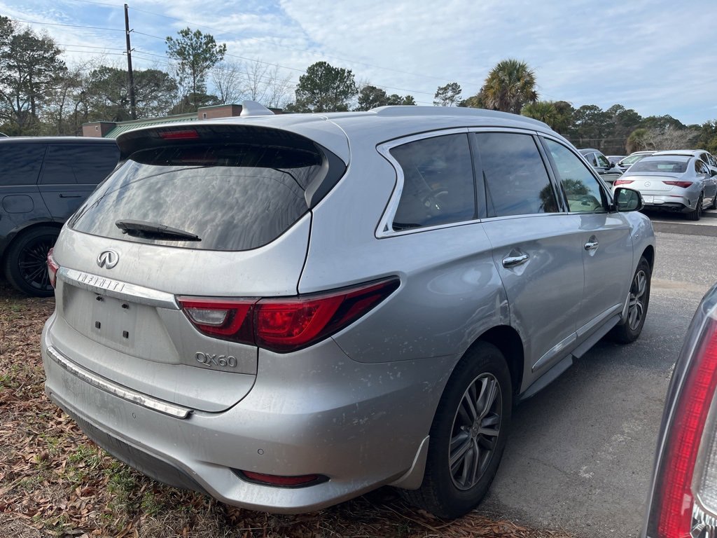 Used 2020 INFINITI QX60 Luxe w/ Essential Package image 9