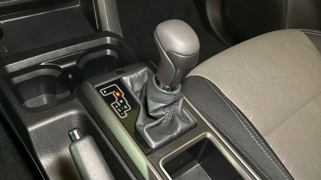 Used 2023 Toyota Tacoma TRD Off-Road image 27