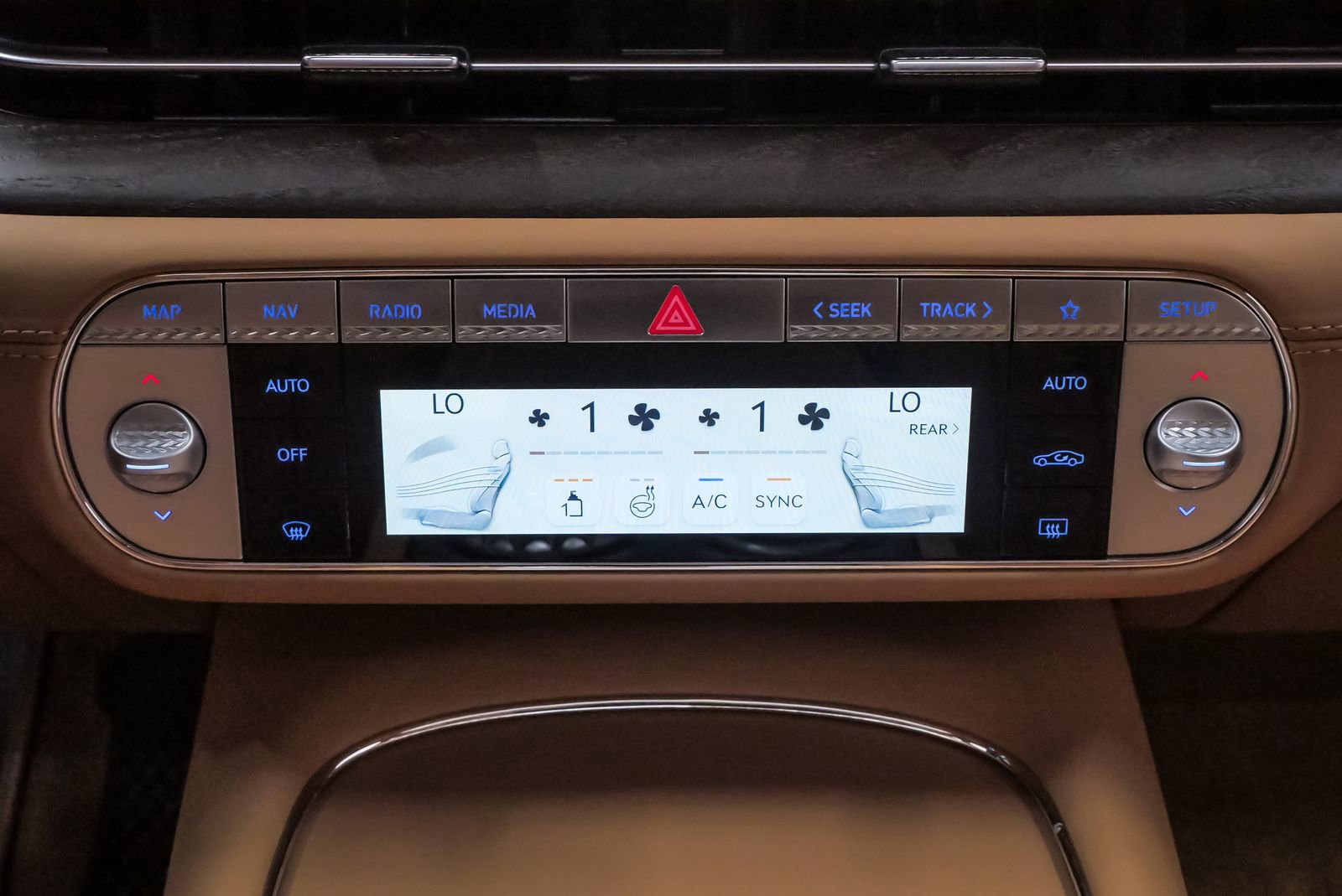 Certified 2025 Genesis G90 3.5T image 20