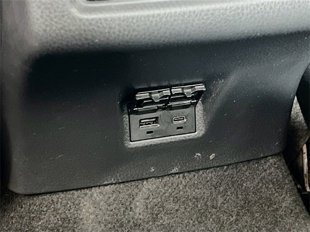 Used 2025 Toyota Camry LE image 31