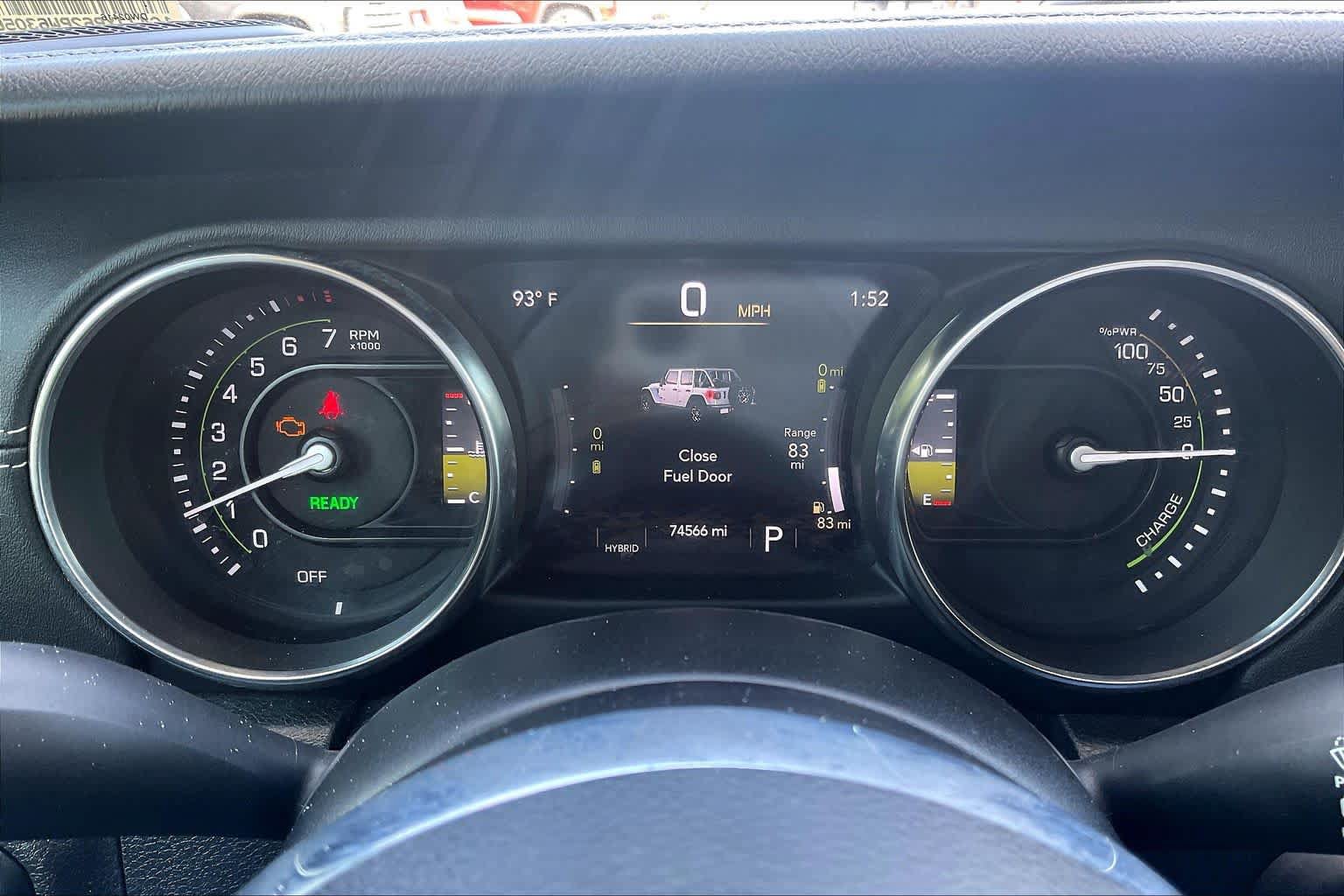 Used 2023 Jeep Wrangler Unlimited Sahara AWD/4WD image 22
