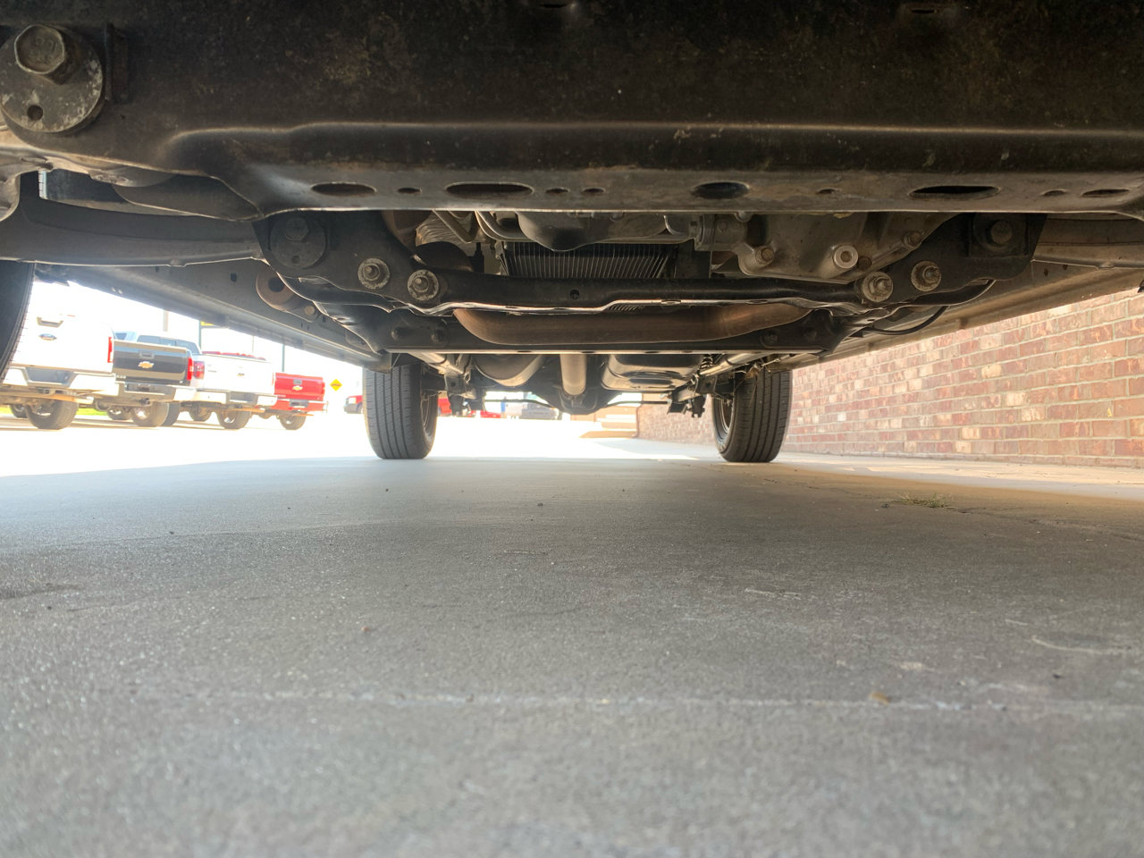 Used 2019 RAM 1500 Classic SLT w/ Luxury Group image 10