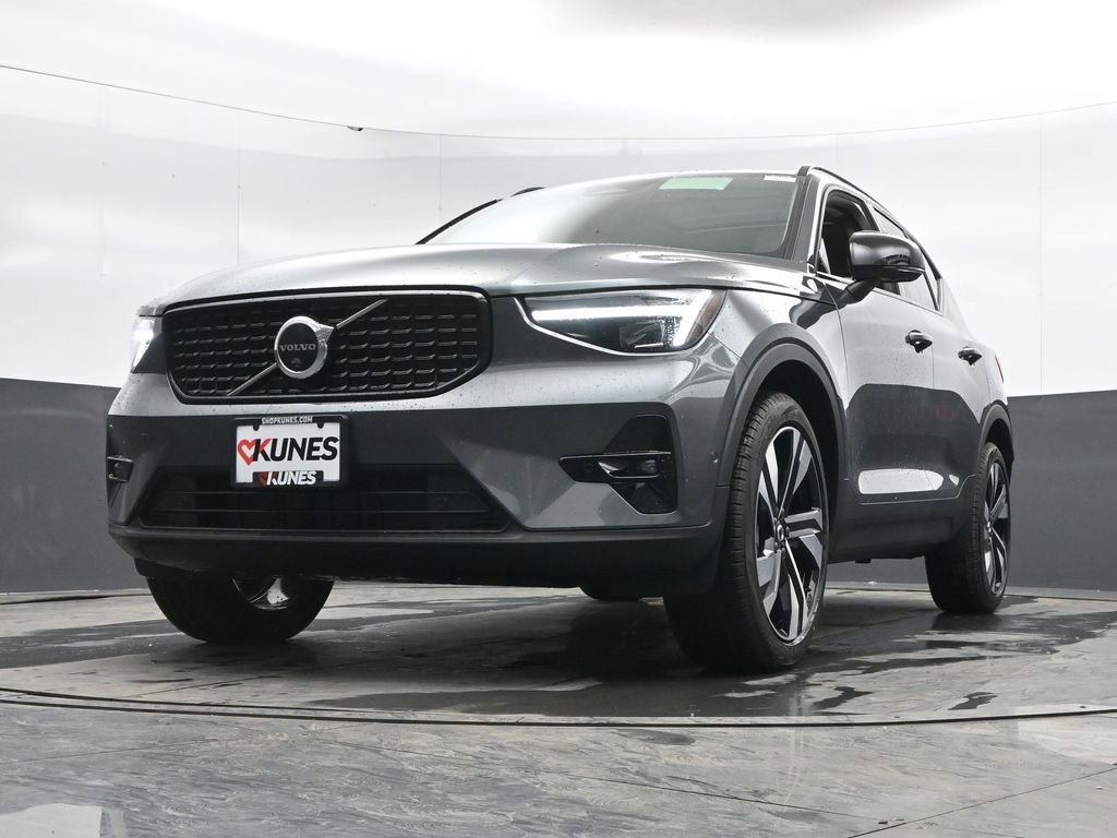 New 2026 Volvo XC40 B5 Ultra w/ Climate Package AWD/4WD image 43