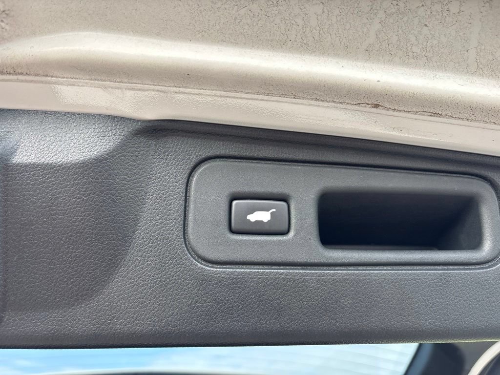 Used 2023 Honda Passport EX-L image 11