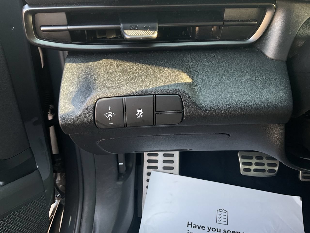 Used 2026 Hyundai Elantra SEL Sport FWD image 23