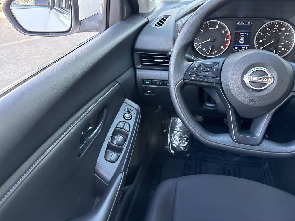 Used 2025 Nissan Sentra S FWD image 21