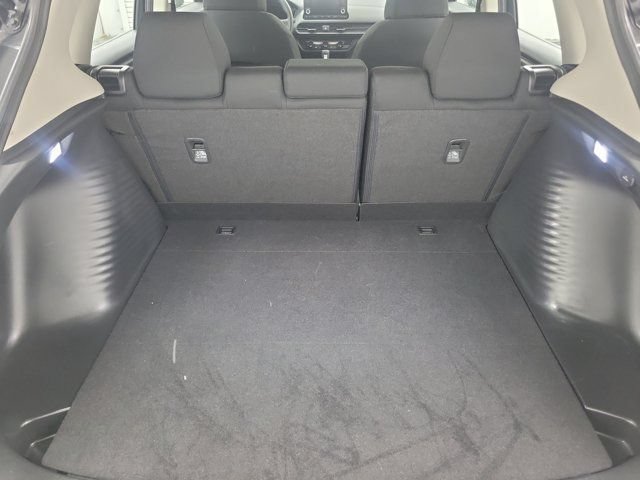 Used 2025 Honda HR-V LX image 10