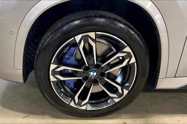 Used 2024 BMW X1 M35i w/ Shadowloine Package image 9