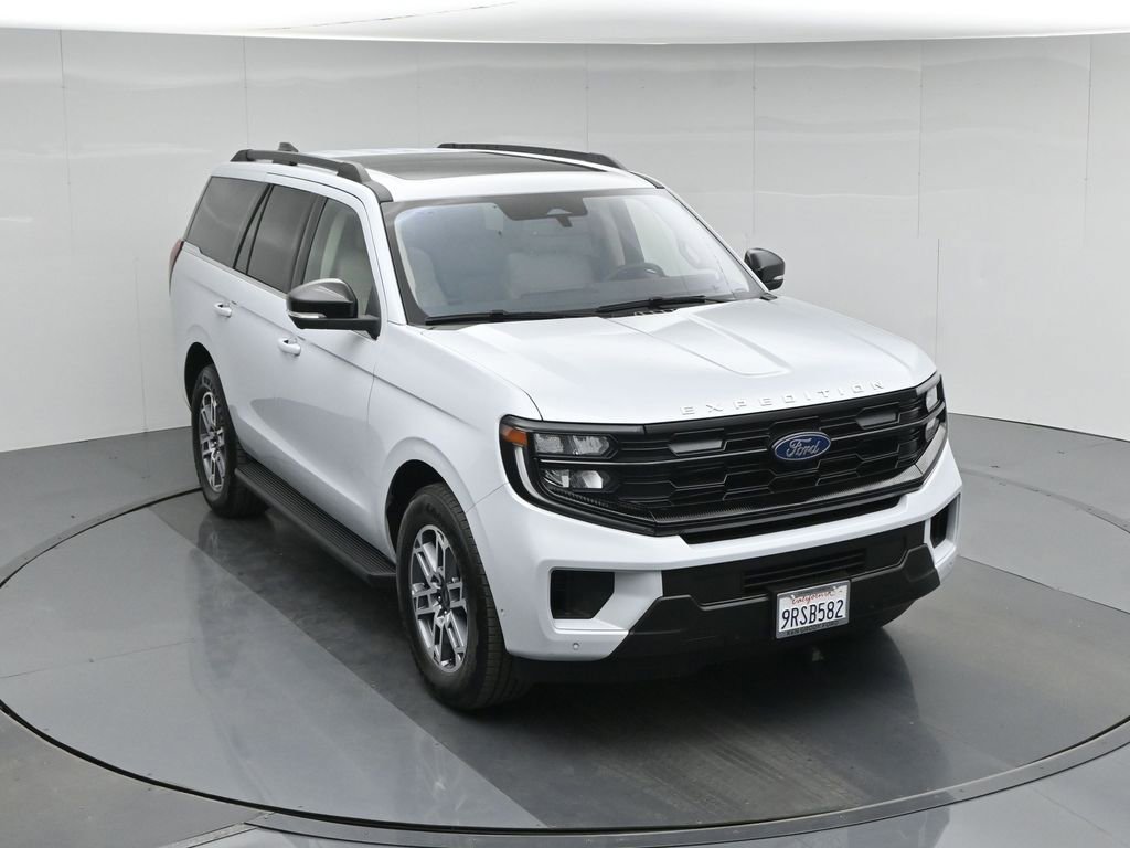 Certified 2025 Ford Expedition Active image 43