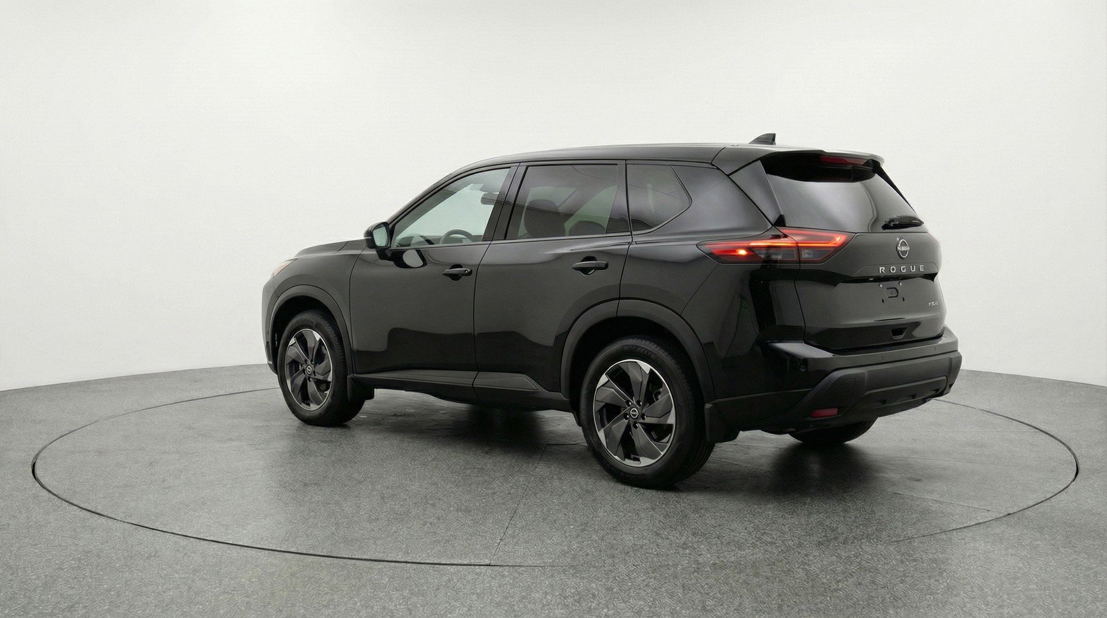 Used 2025 Nissan Rogue SV FWD image 6