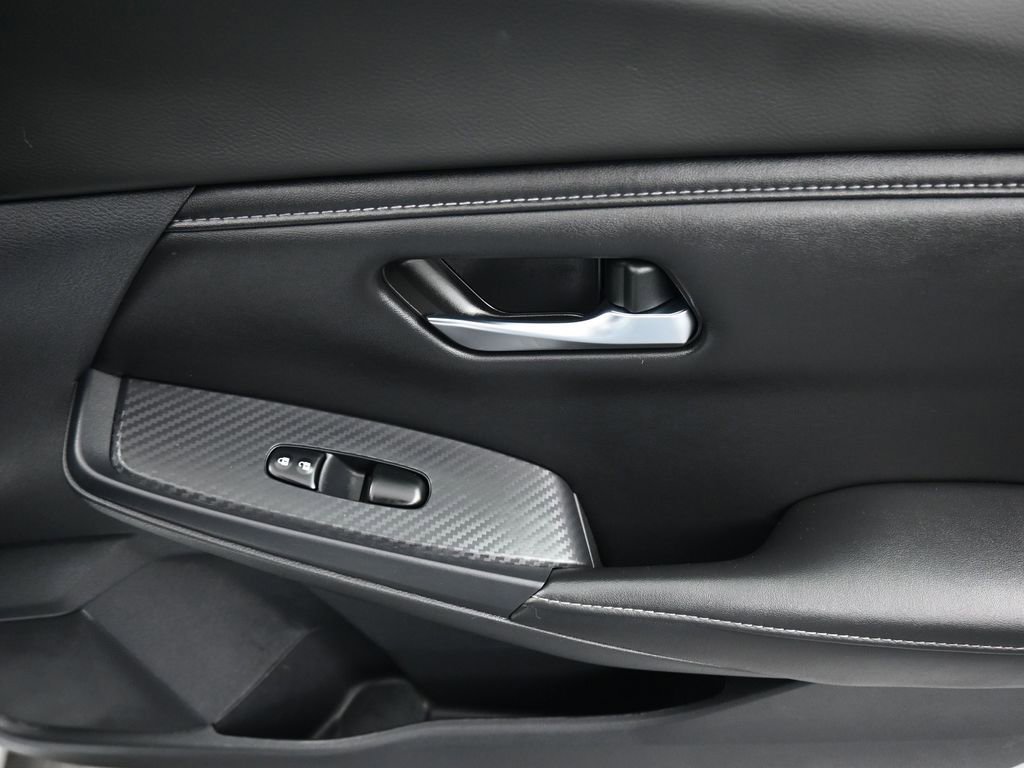 Used 2023 Nissan Sentra SV FWD image 36