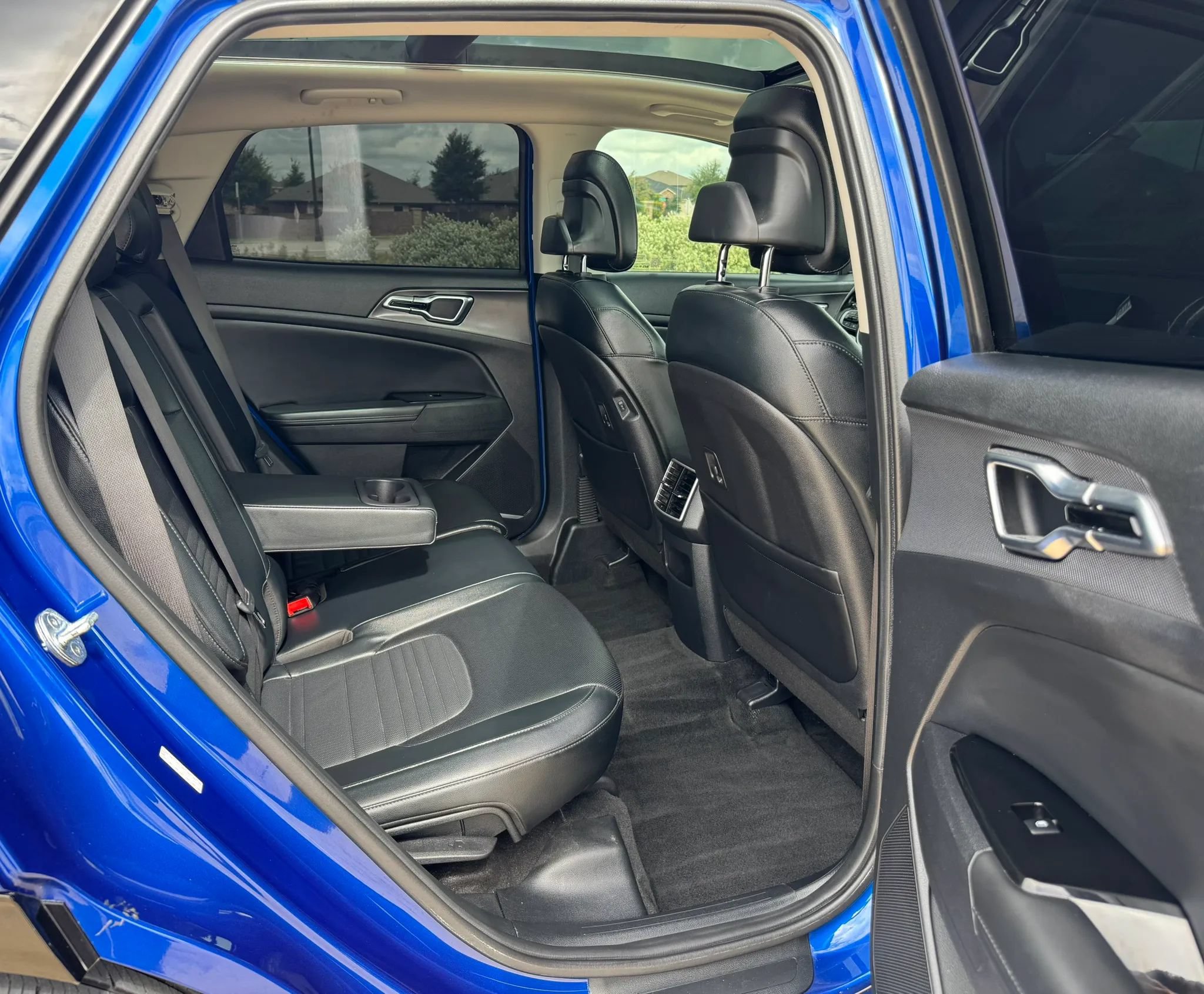 Used 2023 Kia Sportage SX FWD image 35