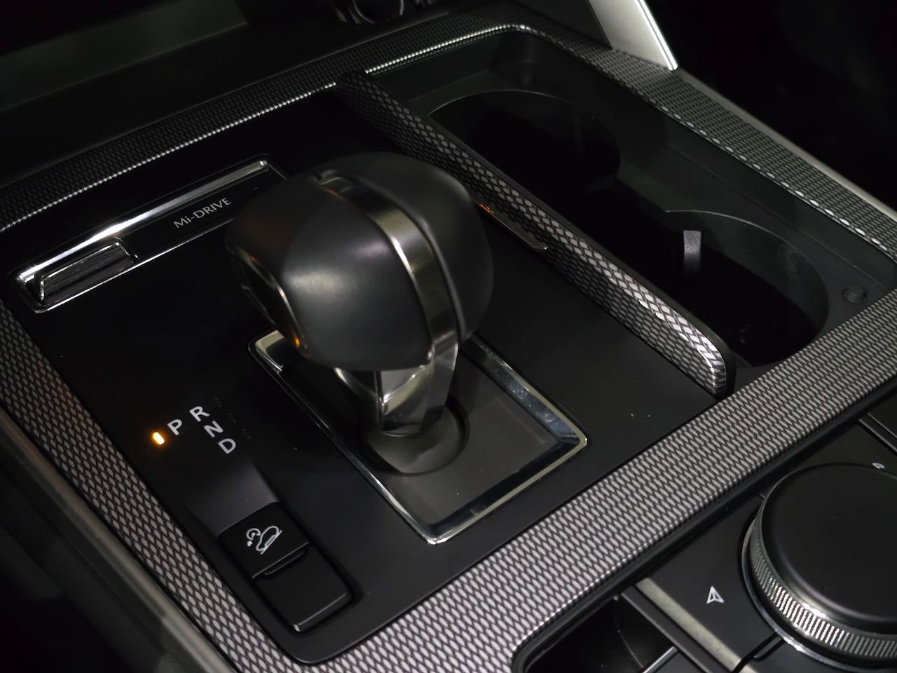 Used 2024 MAZDA CX-90 3.3 Turbo w/ Premium Package image 31