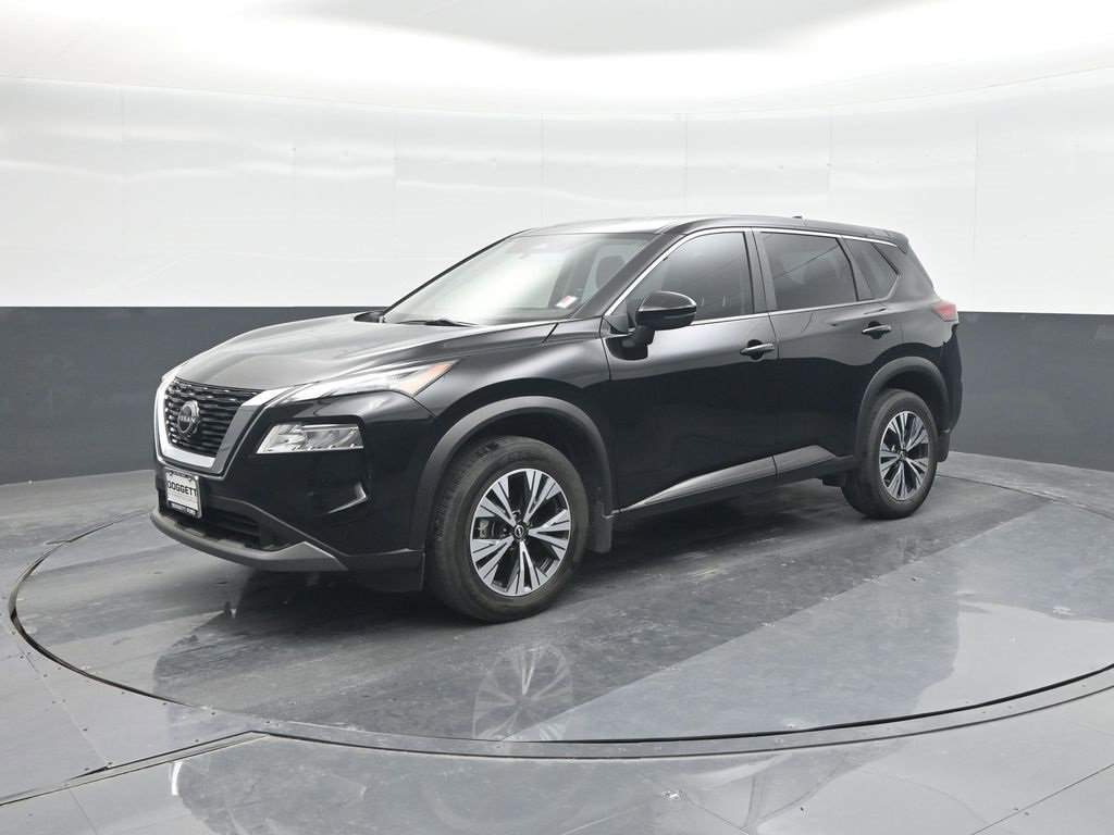 Used 2023 Nissan Rogue SV image 1
